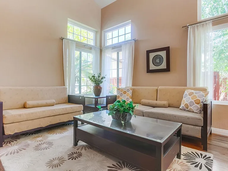 10730 Carillon Ct — Photo 6