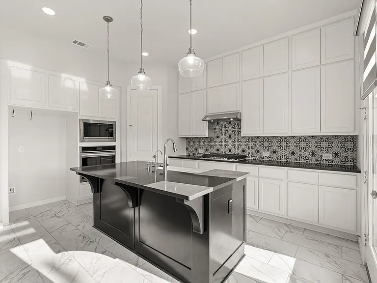 6579 Scarlet Pond Ln — Photo 19