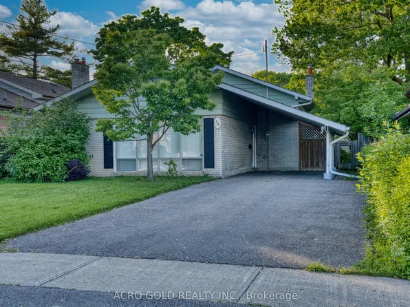 10 Kennebec Cres, Toronto, ON M9W 2R7