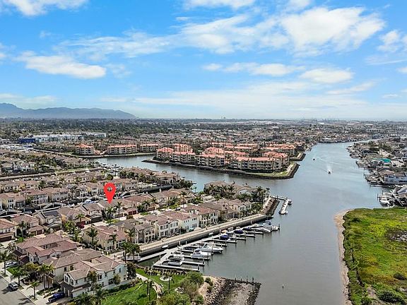 3rd image of 1520 Viewpoint Dr