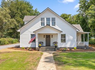 203 S Cherry St, Tunnel Hill, GA 30755 | Zillow
