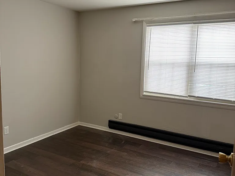 3190 Valerie Arms Dr #15 — Photo 5