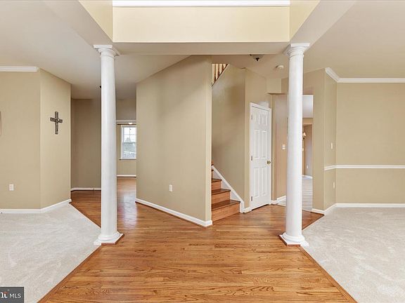 5th image of 42 Decatur Dr