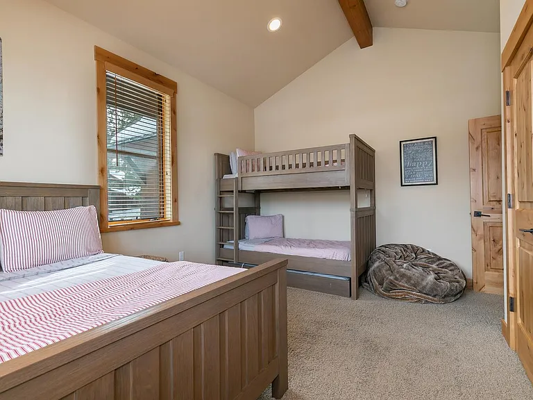 10108 Sagebrush Ct — Photo 23