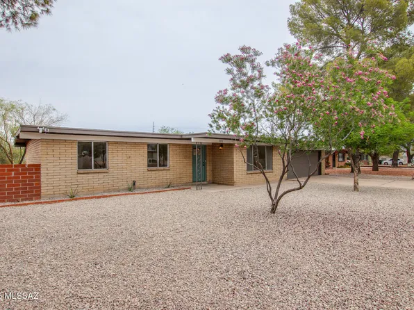 3878 S Queen Palm Dr, Tucson, AZ 85730