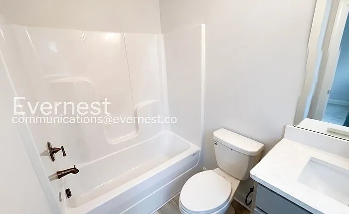 1484 Chatt City Way — Photo 10