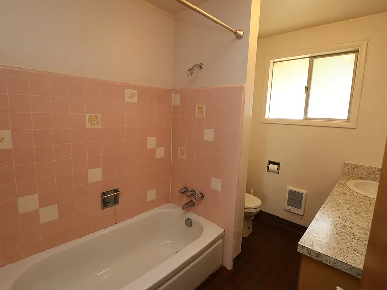 3025 Madison St NE — Photo 7