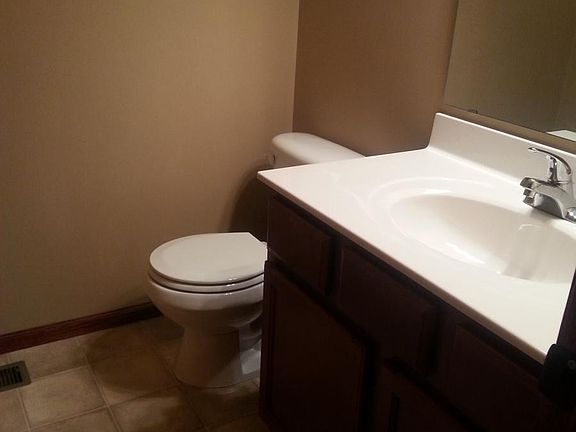 5th image of 1608 Deerwood Ln