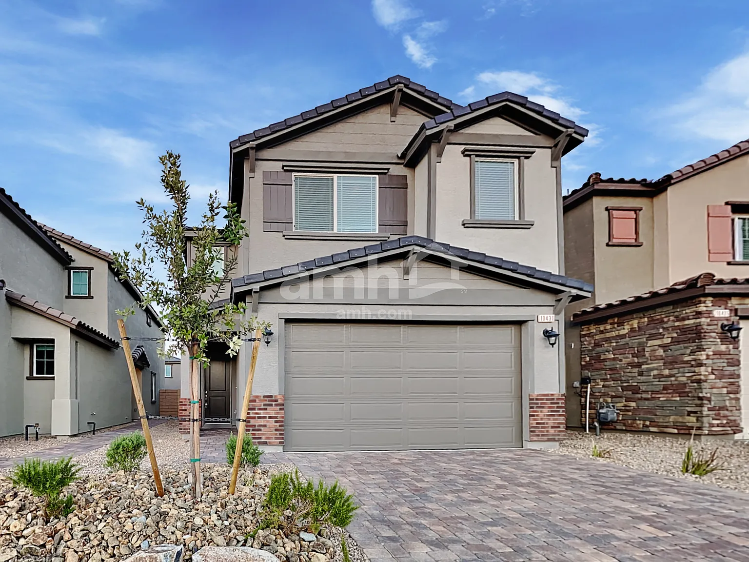 4 bed, 2.5 bath, 2144 sqft, $2,635 — Photo 1