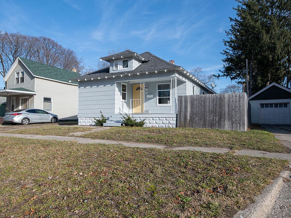 1962 Reynolds St, Muskegon, MI 49442 Zillow
