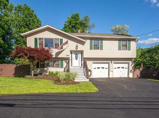 363 Oak Ridge Rd, Oak Ridge, NJ 07438