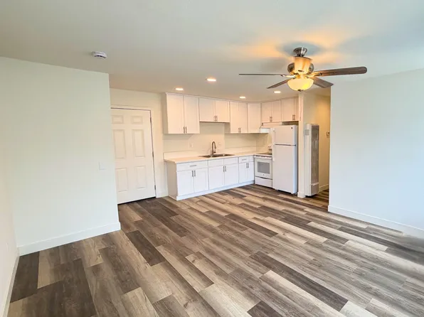 985 Valencia St #3, Costa Mesa, CA 92626