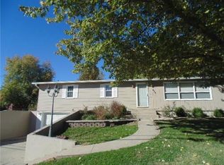 414 Valley St, Cameron, MO 64429