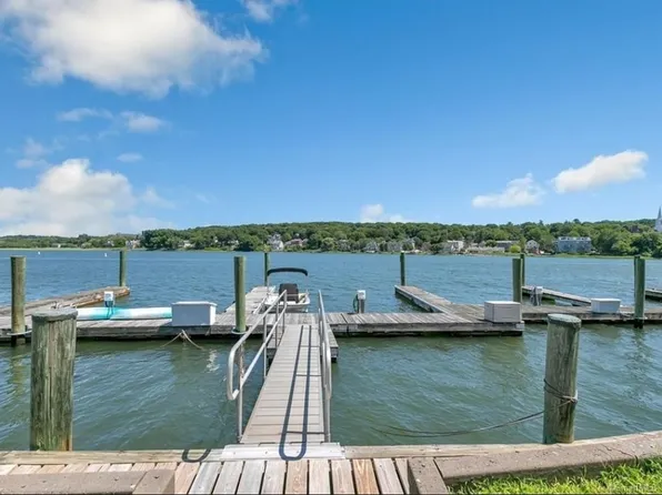 239 Front St APT B, New Haven, CT 06513