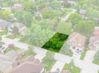 3691 Inglewood Ave, Windsor, ON N9E 4P3