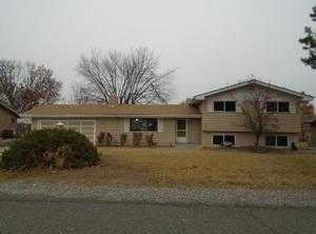 1816 W 18th Ave, Kennewick, WA