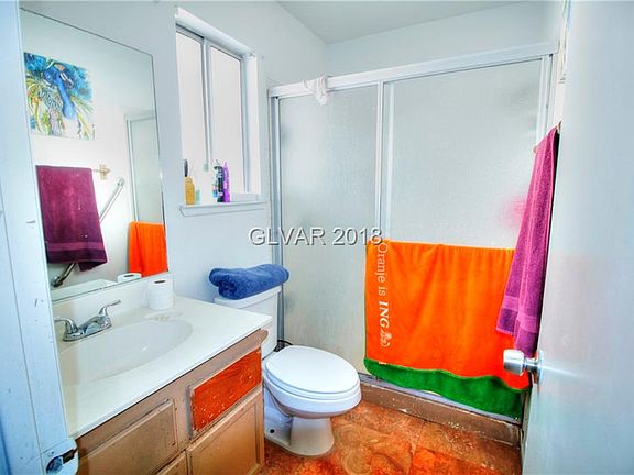 5th image of 1370 Linn Ln