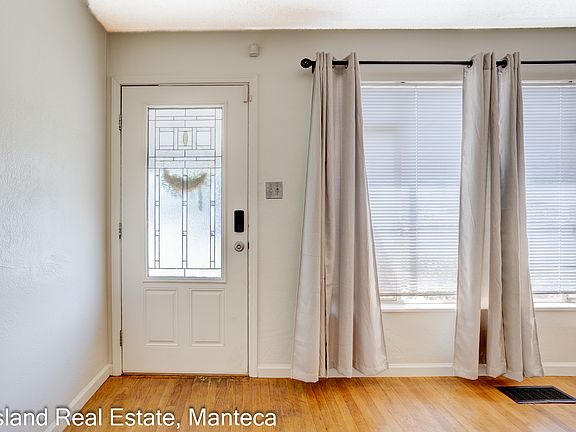 4th image of 251 W Kent St