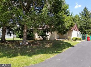 1026 Sparrow Rd, Audubon, PA 19403