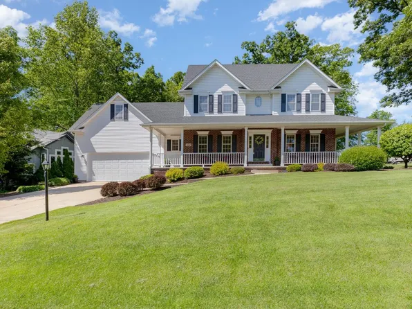 1062 Shoreline Rd, Crown Point, IN 46307