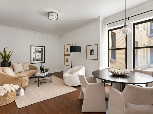 65 Morton St #2N, New York, NY 10014