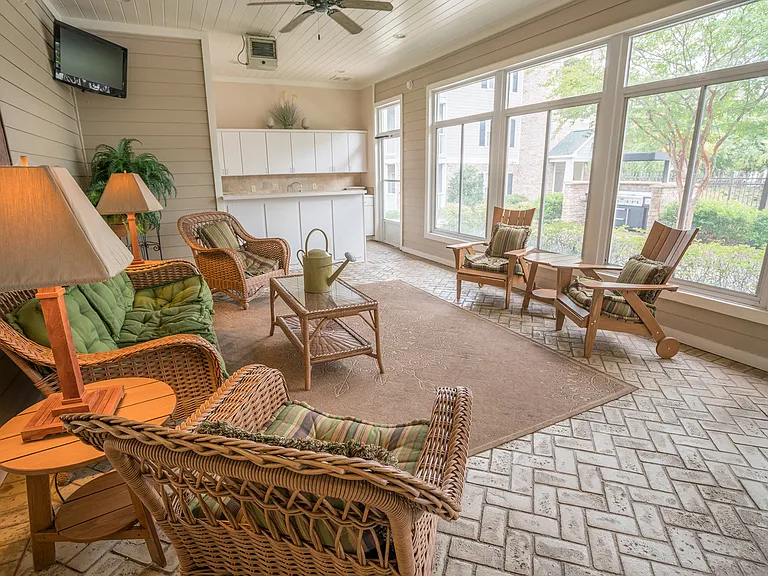 Verandas at Taylor Oaks — Photo 11