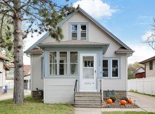 1426 Pascal St N, Saint Paul, MN 55108