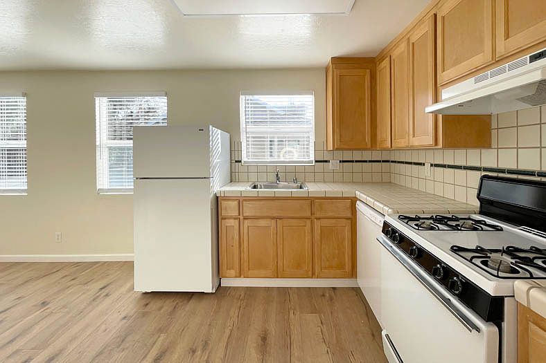 2931 2933 Louis Road Apartment Rentals Palo Alto, CA Zillow