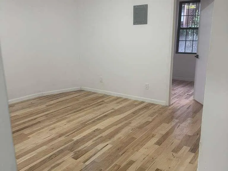 1827 Amethyst St — Photo 4