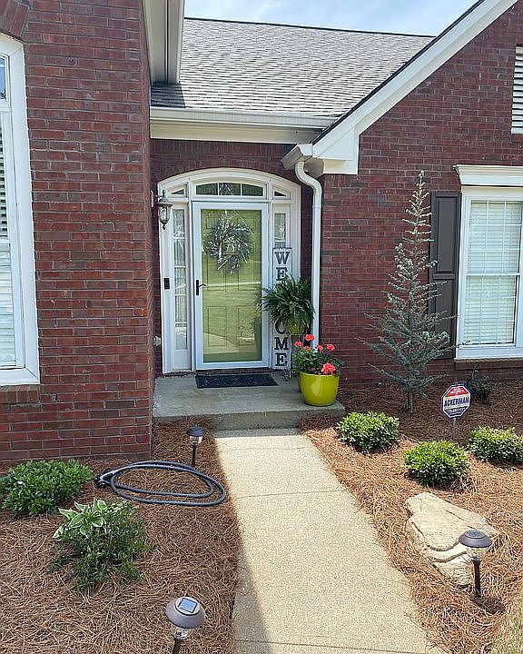 2nd image of 4350 Chatham View Dr
