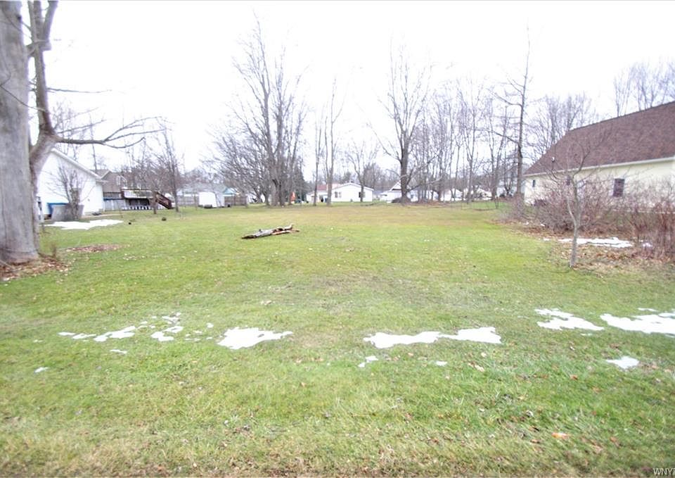 1st image of 48 South Ln