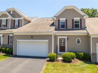 232 Cherry Bark Dr, Natrona Heights, PA