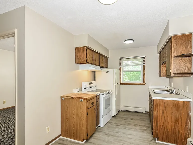 236 Madison St — Photo 10