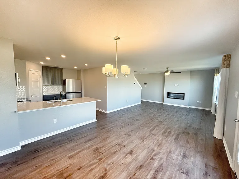 108 Bass Ln — Photo 6