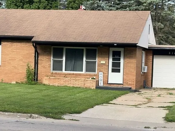 516 N 11th St, Monmouth, IL 61462