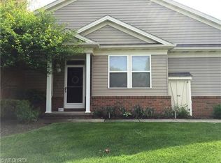 2950 Country Club Ln #63, Twinsburg, OH 44087