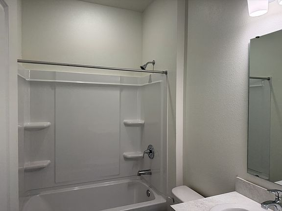 5th image of 1143 Astoria Dr