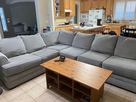4th image of 2035 Blackridge Ave