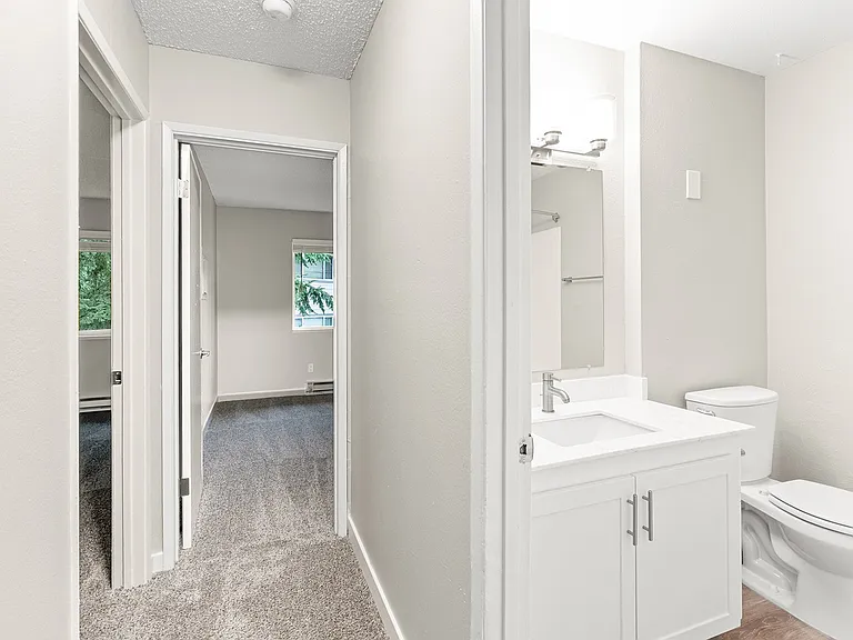 Cascade Vista — Photo 14