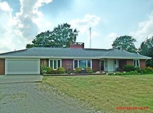 74 E Elmwood Rd, Caro, MI 48723