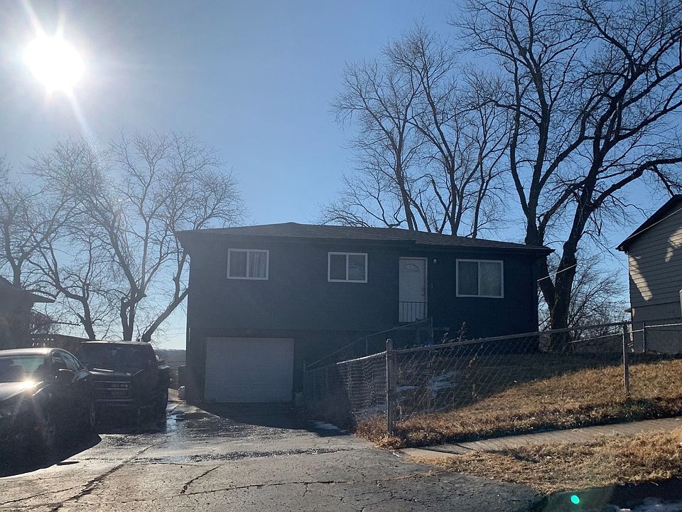 1st image of 9035 Grand Ave