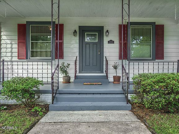 3rd image of 1331 Beal Street