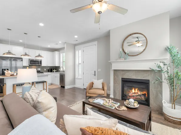 286 E Sandy Sage Way, Sandy, UT 84070