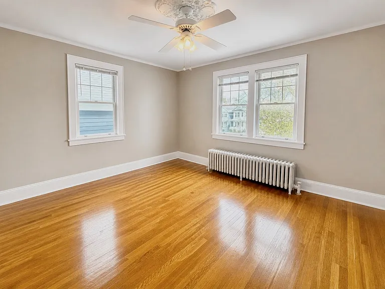 78 S Pine Ave #2 — Photo 5