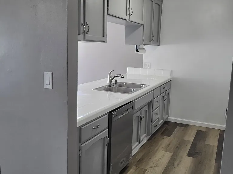 3216 La Costa St #D — Photo 4
