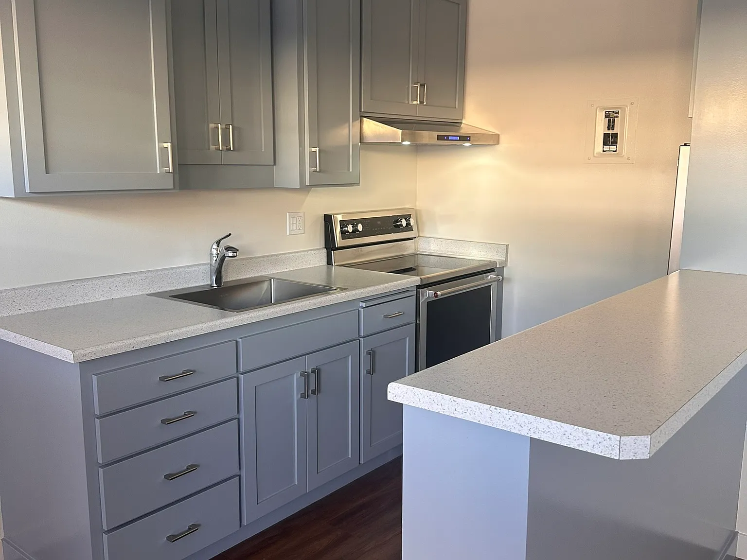 1 bed, 616 sqft, $1,800 — Photo 2