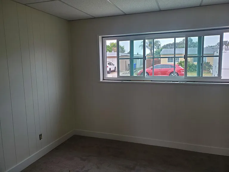 3040 Haidas Ave — Photo 11