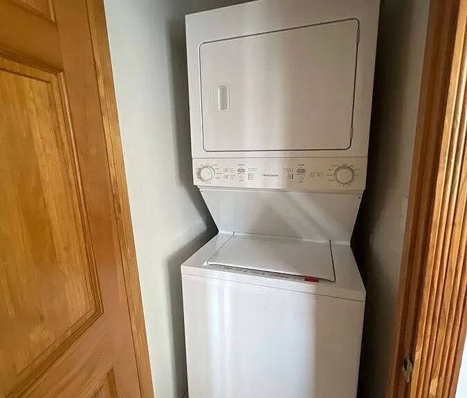 270 E 12th Ave #B8 — Photo 22