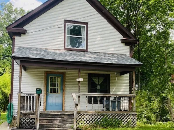 227 E Crain Ave, Kent, OH 44240