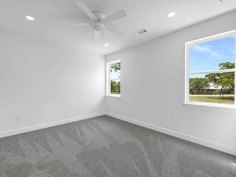 1701 Lakewood — Photo 18